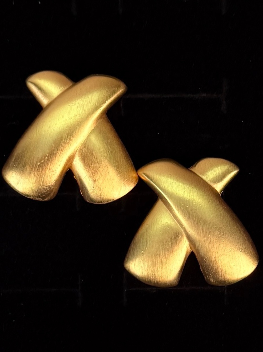 Vintage brushed goldtone super chunky weighted pierced earrings